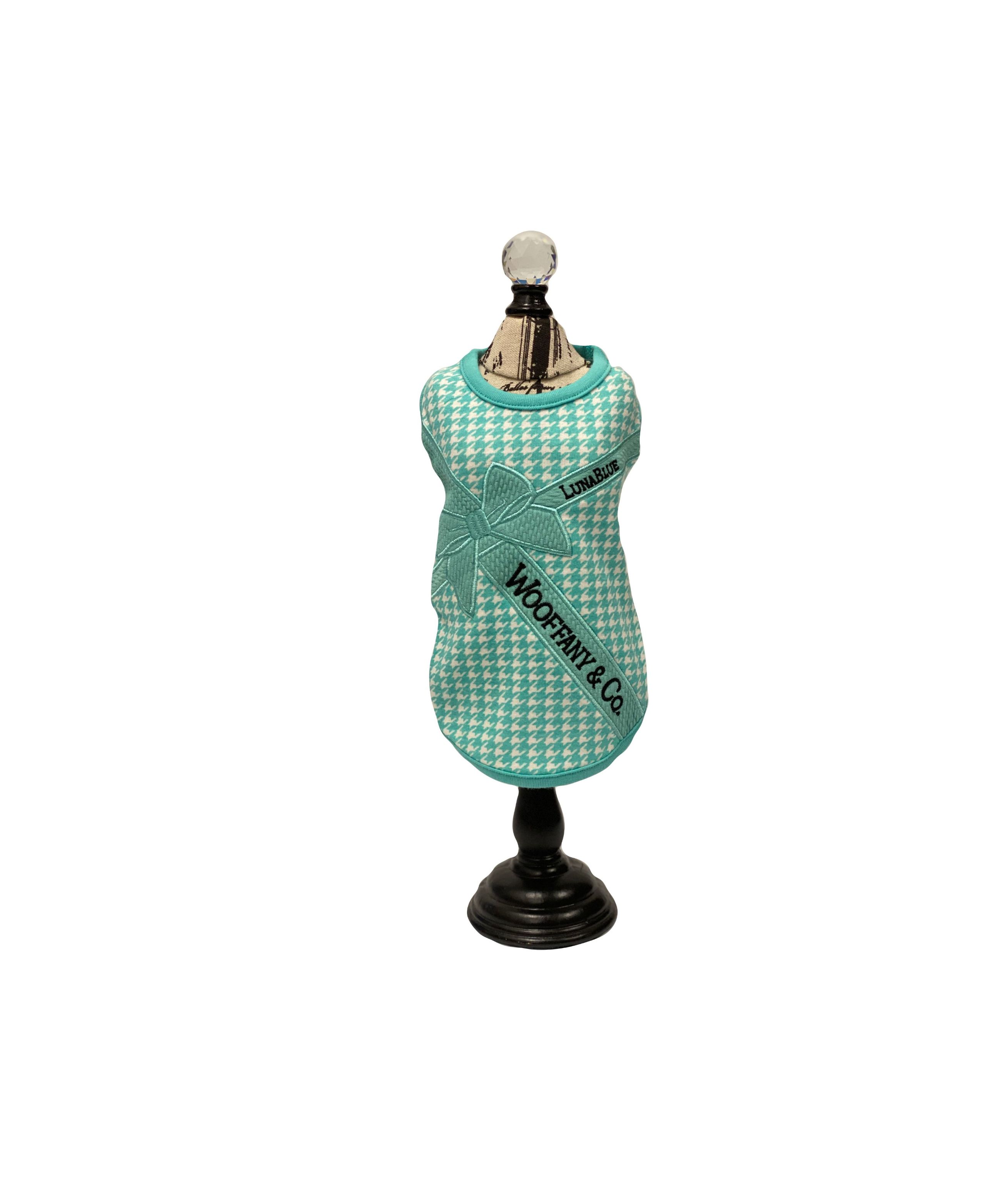 wooffany-houndstooth-blue-ribbon-tank-mannequin1